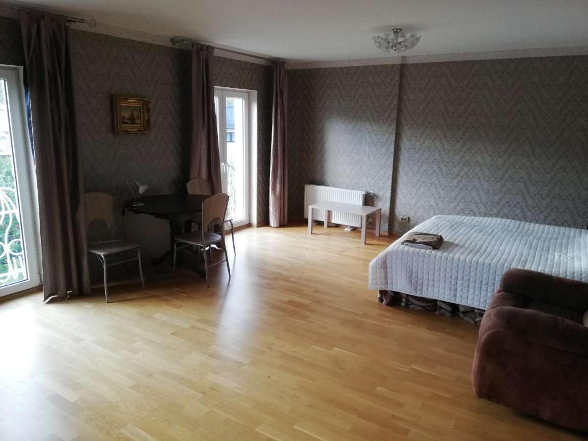 Oti Guesthouse Tallinn Dış mekan fotoğraf