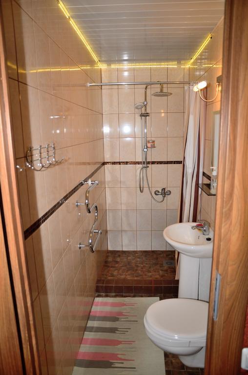 Oti Guesthouse Tallinn Dış mekan fotoğraf